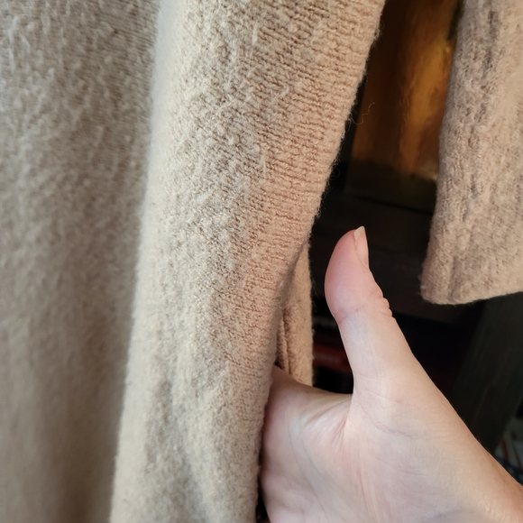 Free People Women's Elegant Off-the-Shoulder Beige Tunic Sweater Dress - Size XL - Picture 4 of 5